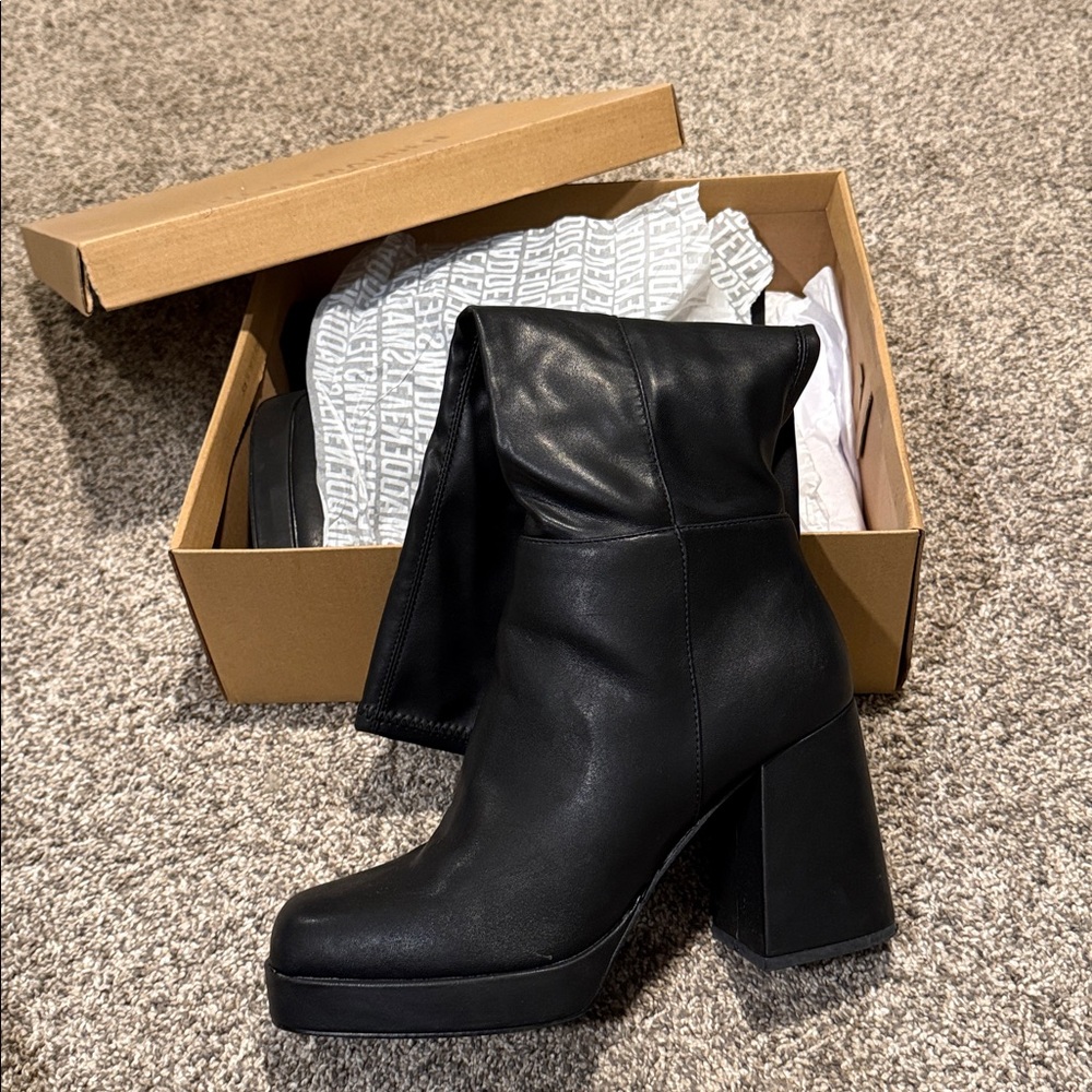 Steve Madden Black Leather Knee-High Boots